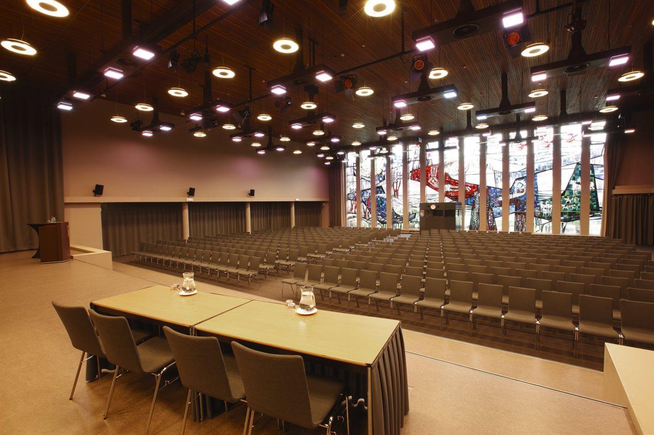 Hotel Nh Eindhoven Conference Centre Koningshof 4*